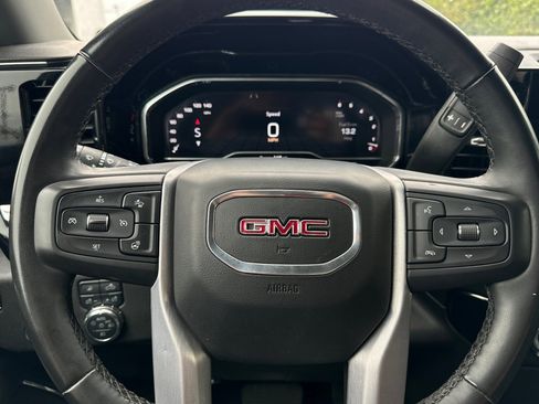 Used 2024 GMC Sierra 1500 SLT image 22