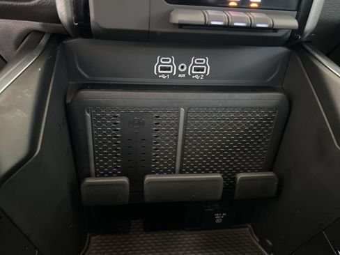 Used 2025 RAM 1500 Big Horn AWD/4WD image 48