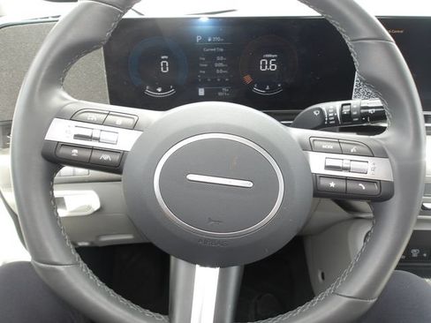 Used 2026 Hyundai Kona SEL Sport AWD/4WD image 17