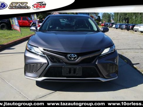 Used 2021 Toyota Camry XSE FWD image 2