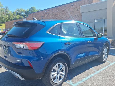 Used 2022 Ford Escape S AWD/4WD image 3