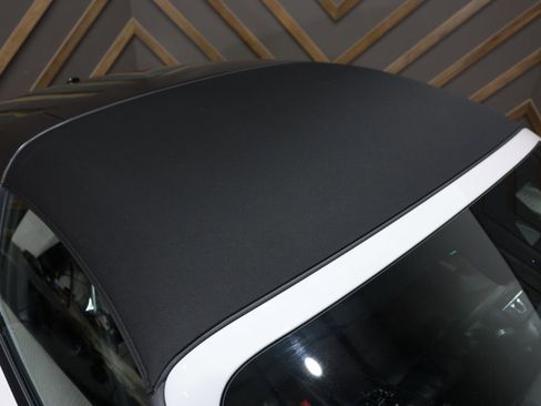 Used 2018 Porsche 911 Targa 4S image 13