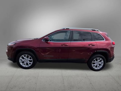 Used 2015 Jeep Cherokee Latitude FWD image 3