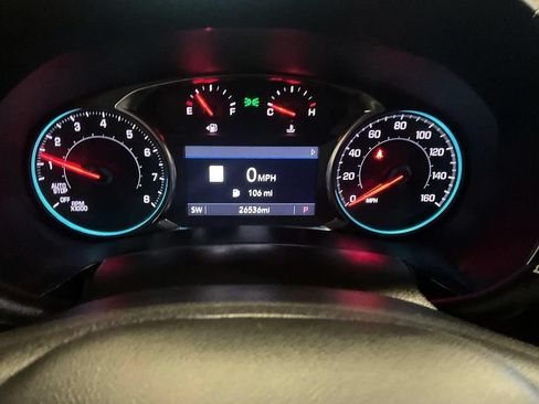 Used 2023 Chevrolet Equinox RS FWD image 6