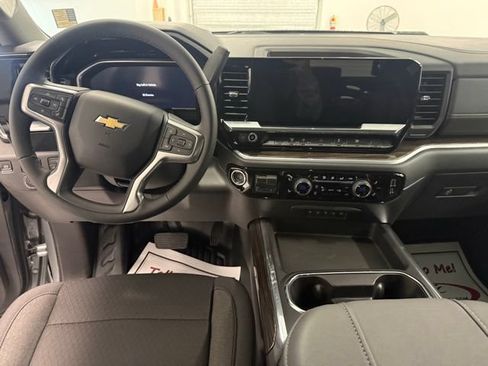New 2026 Chevrolet Silverado 3500 LT w/ Convenience Package AWD/4WD image 11
