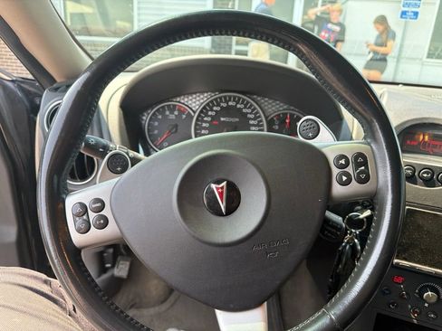 Used 2005 Pontiac Grand Prix GXP w/ Premium Audio Package FWD image 16