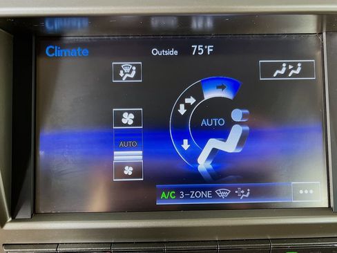 Used 2021 Lexus GX 460 Luxury w/ Sport Design Package AWD/4WD image 22