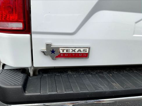 Used 2019 Ford F150 Lariat w/ Trailer Tow Package RWD image 22