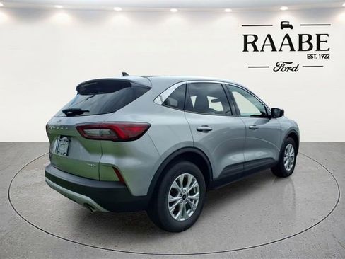 Used 2023 Ford Escape Active AWD/4WD image 9
