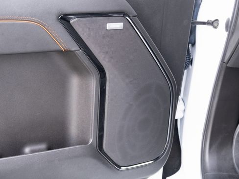 Used 2023 GMC Sierra 1500 AT4 w/ Technology Package image 15