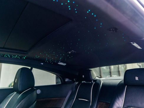 Used 2015 Rolls-Royce Wraith image 28