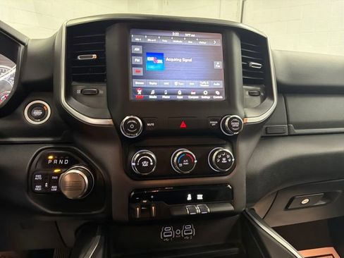 Used 2021 RAM 1500 Big Horn AWD/4WD image 40