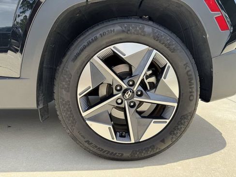 Used 2025 Hyundai Tucson SEL FWD image 38
