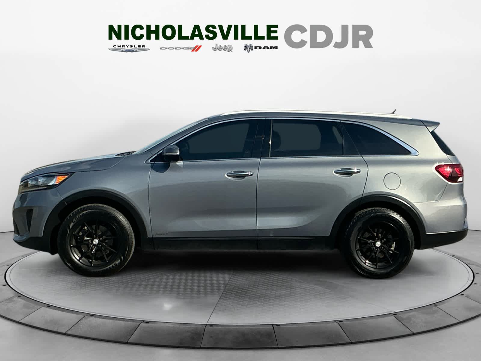Used 2020 Kia Sorento LX w/ LX I4 Convenience Package AWD/4WD image 2