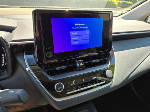 Used 2026 Toyota Corolla LE FWD image 26