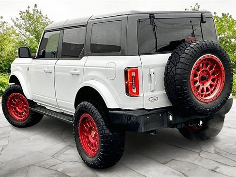 Used 2022 Ford Bronco Outer Banks image 9