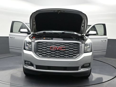 Used 2018 GMC Yukon Denali RWD image 38