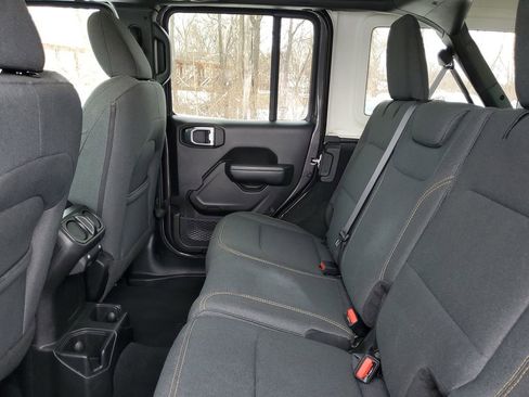 Used 2024 Jeep Wrangler Sport S image 20