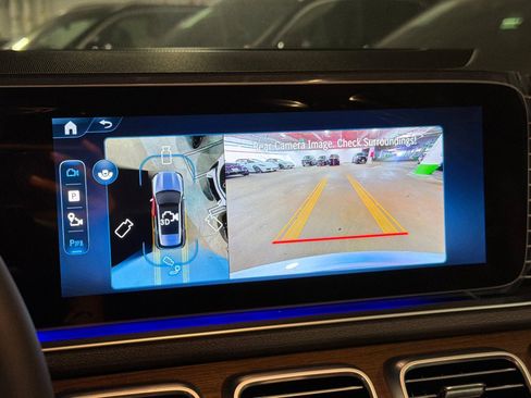 New 2026 Mercedes-Benz GLE 580 4MATIC image 19