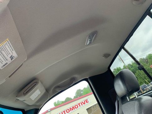 Used 2004 Chevrolet Silverado 1500 W/T image 9