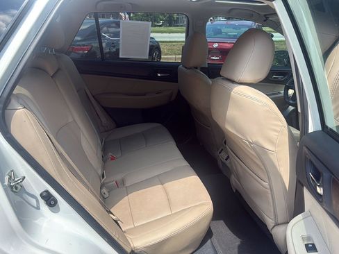 Used 2019 Subaru Outback 2.5i Limited w/ Popular Package #2 AWD/4WD image 12