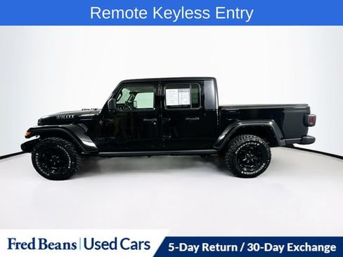Used 2022 Jeep Gladiator Sport AWD/4WD image 5