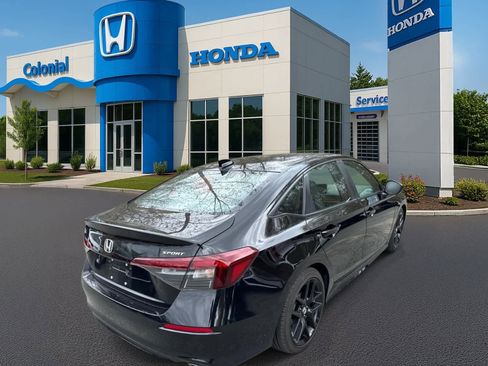 Used 2025 Honda Civic Sport image 6