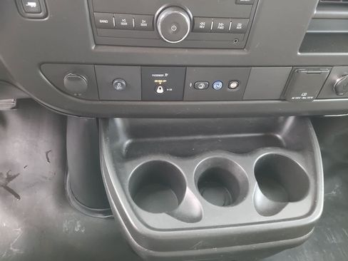 Used 2019 Chevrolet Express 3500 w/ Power Convenience Package image 23