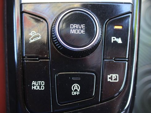 Certified 2023 Kia Sportage SX image 39