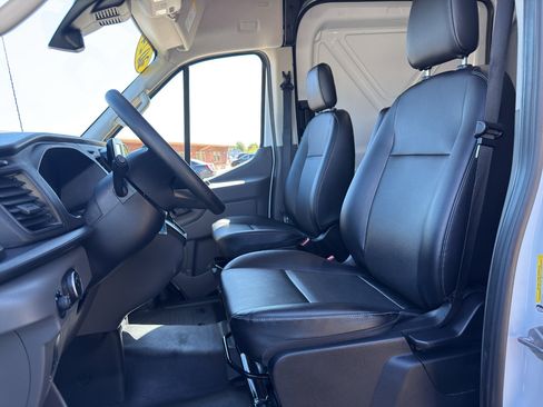 Used 2024 Ford Transit 250 148 High Roof RWD image 19