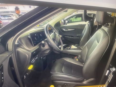 Used 2025 Kia EV6 Wind RWD image 6