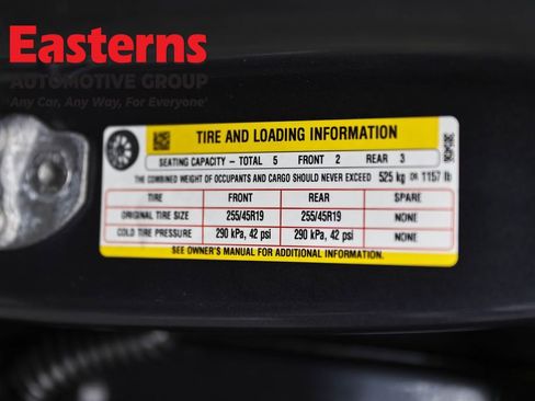 Used 2022 Tesla Model Y Long Range image 32