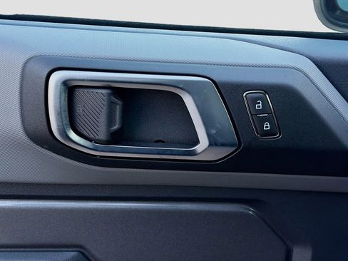 Used 2024 Ford Bronco Black Diamond image 24