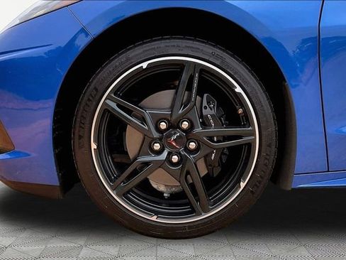 Used 2020 Chevrolet Corvette Stingray Preferred Cpe w/ 2LT Preferred Equipment Group RWD image 19