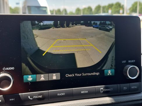 Used 2024 Honda CR-V EX image 19