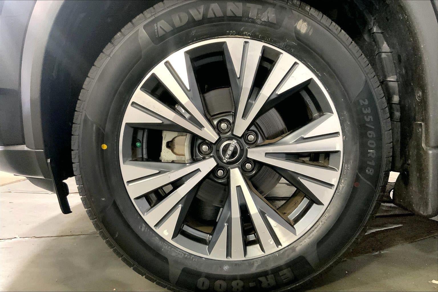 Used 2023 Nissan Rogue SV AWD/4WD image 28