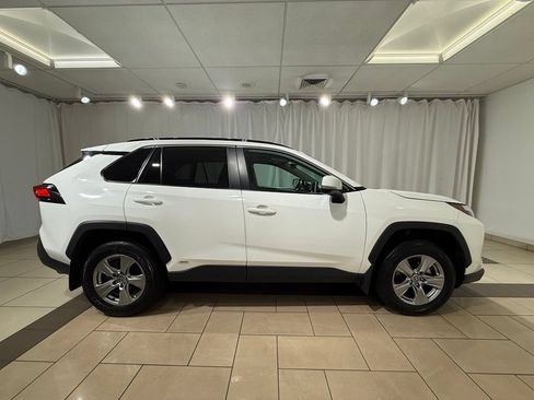 Certified 2024 Toyota RAV4 XLE w/ Convenience Package AWD/4WD image 6