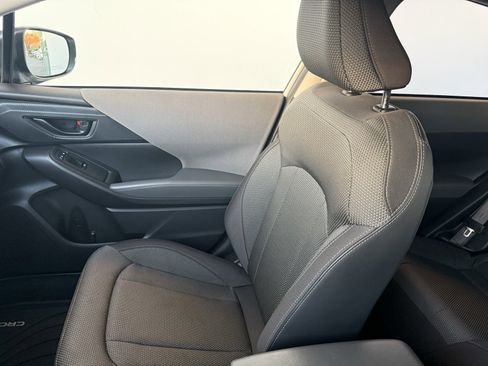 Used 2024 Subaru Crosstrek 2.0i Premium image 19