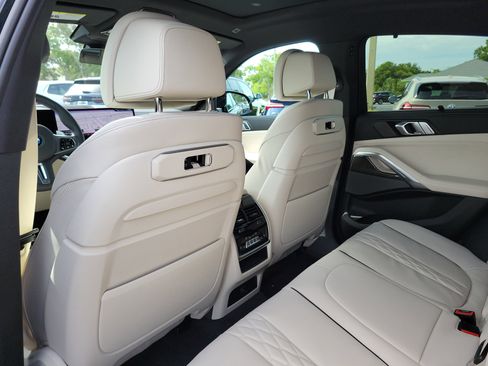 New 2027 BMW X6 M60i AWD/4WD image 9