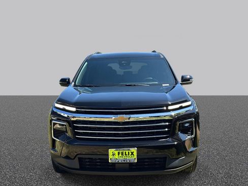 New 2026 Chevrolet Traverse LT w/ Driver Confidence Package image 2