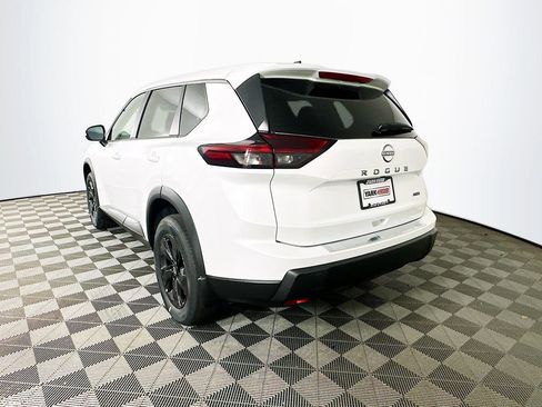 New 2026 Nissan Rogue SV w/ Cold Weather Package AWD/4WD image 7