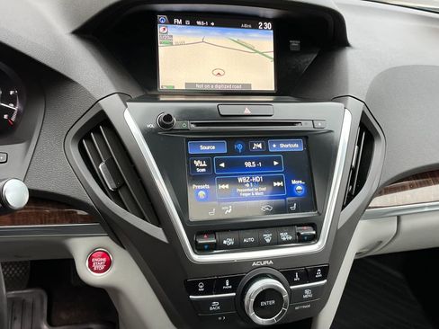 Used 2017 Acura MDX SH-AWD w/ Technology Package image 16