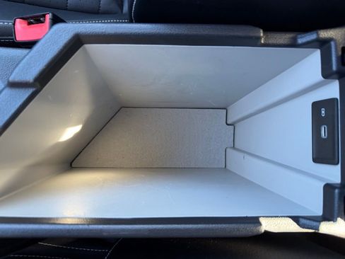 Used 2024 Volkswagen Jetta SE image 25