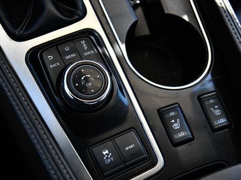 Used 2023 Nissan Maxima SV w/ Floor Mat Group FWD image 25