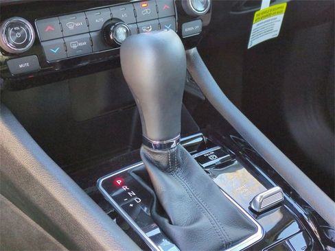 Used 2023 Jeep Compass Limited w/ Sun and Sound Group image 20