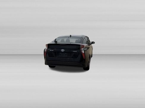 Used 2016 Toyota Prius Three w/ Advanced Technology Package FWD image 6