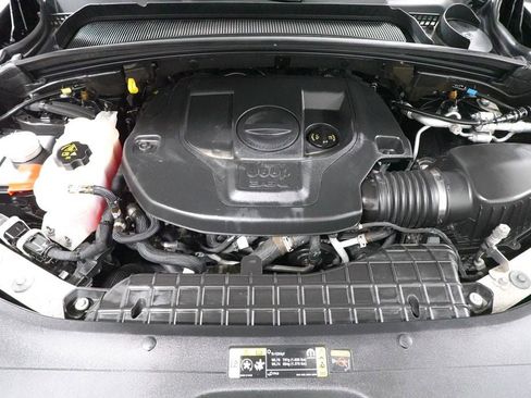 Used 2021 Jeep Grand Cherokee L Summit w/ Advanced Protech Group IV AWD/4WD image 35