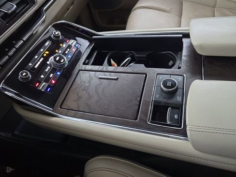 Used 2018 Lincoln Navigator L Reserve w/ Technology Package AWD/4WD image 25