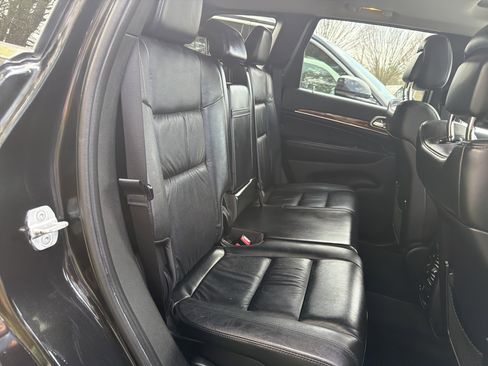 Used 2012 Jeep Grand Cherokee Limited AWD/4WD image 9