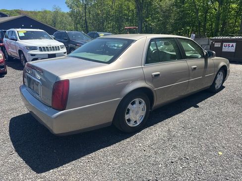 Used 2004 Cadillac De Ville image 12